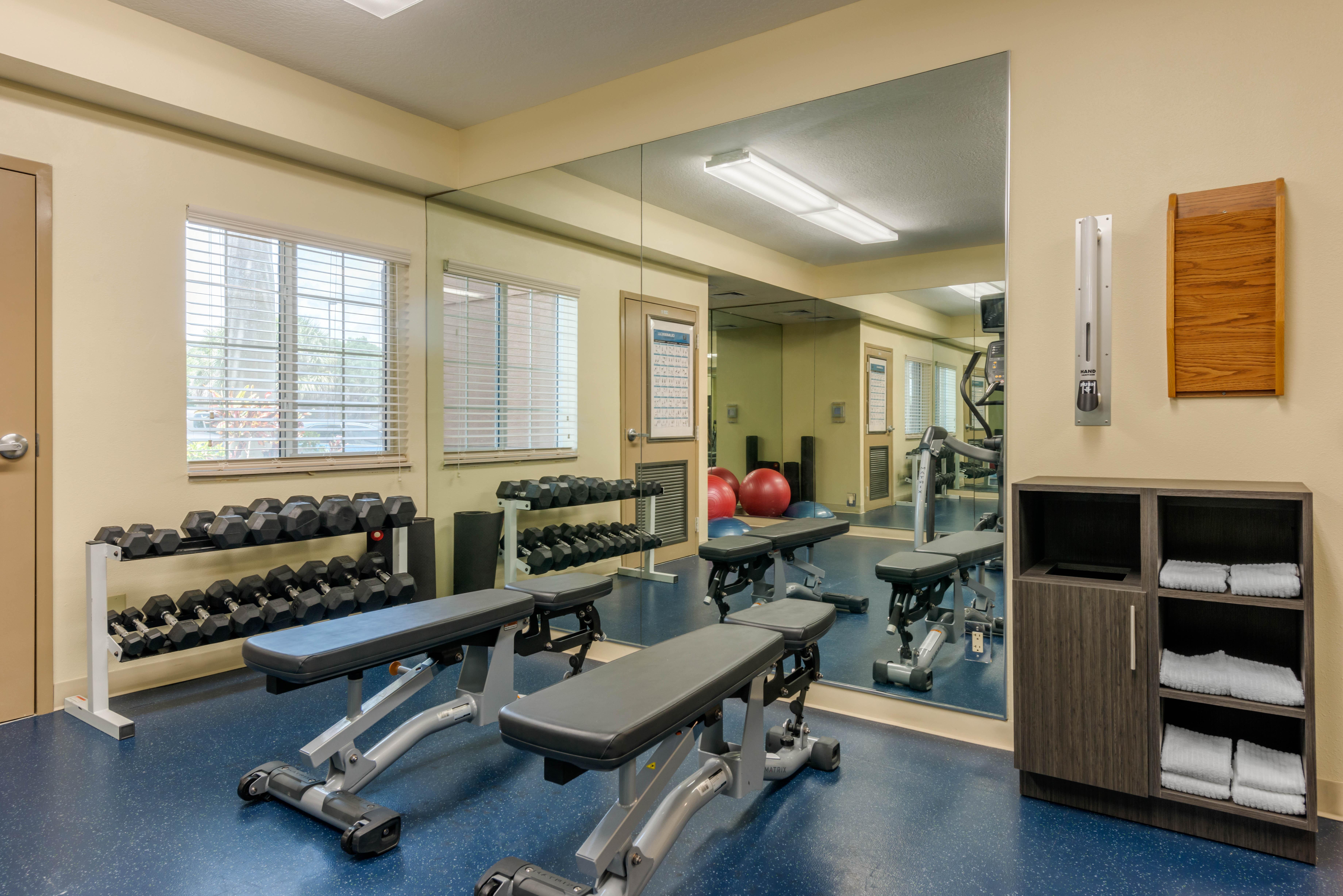Candlewood Suites Fort Myers/Sanibel Gateway By Ihg Buitenkant foto